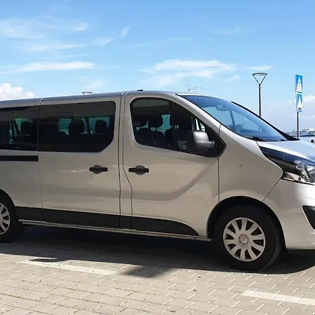 Deluxe Joia With Balcony On The Bacvice, Free Parking, Old Town, Near Ferry Port شقة *