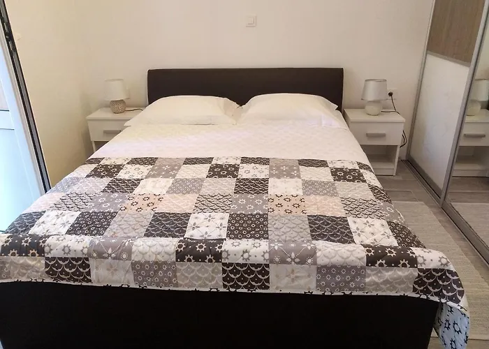 Apartament Joia Near Bacvice With Balcony & Parking